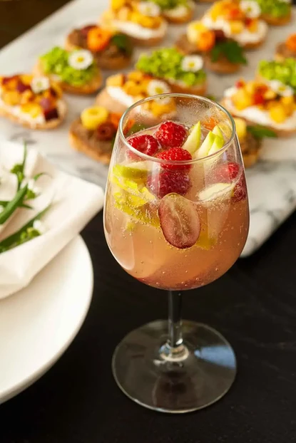 Sake Sangria